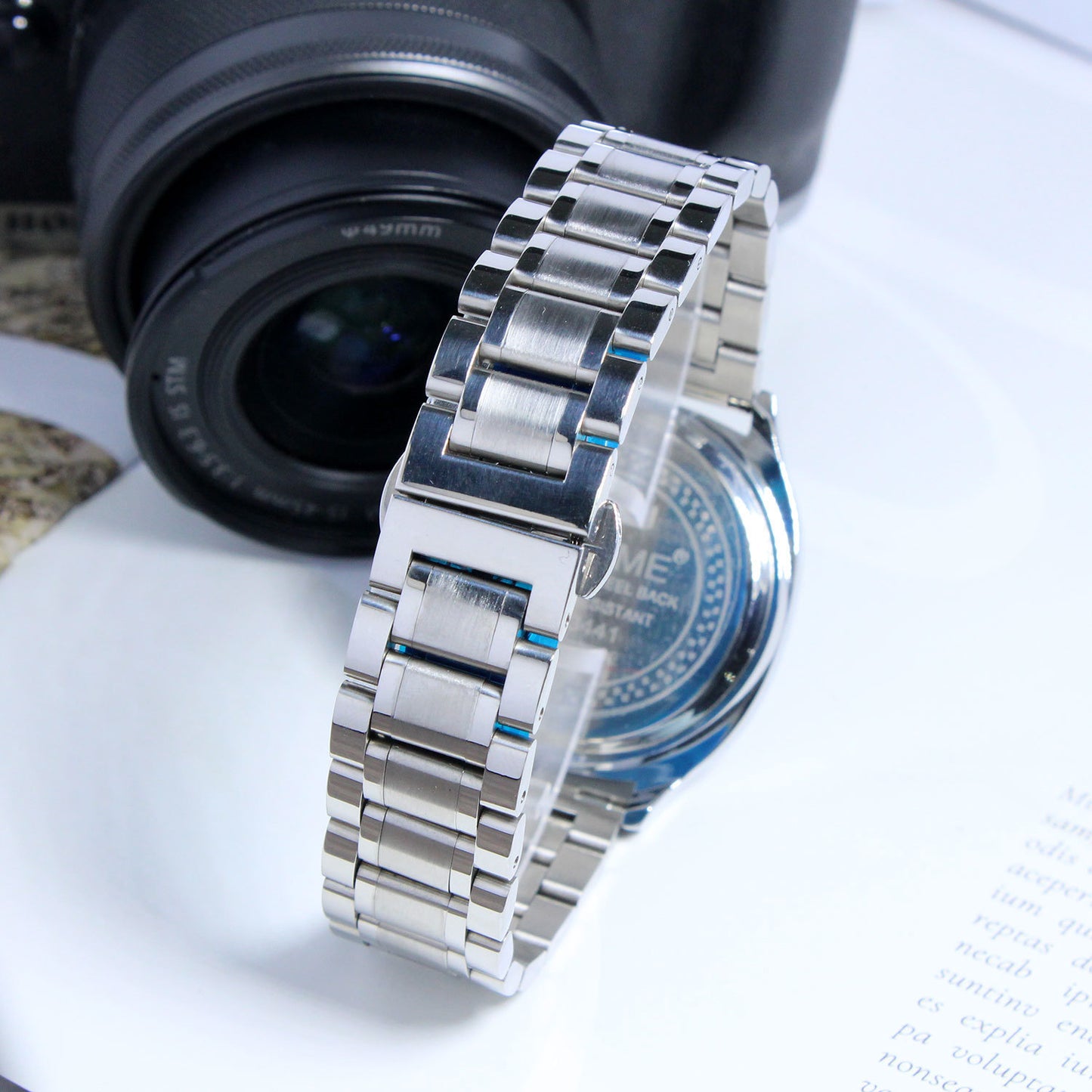 Retro Fashion Universal Digital Watch